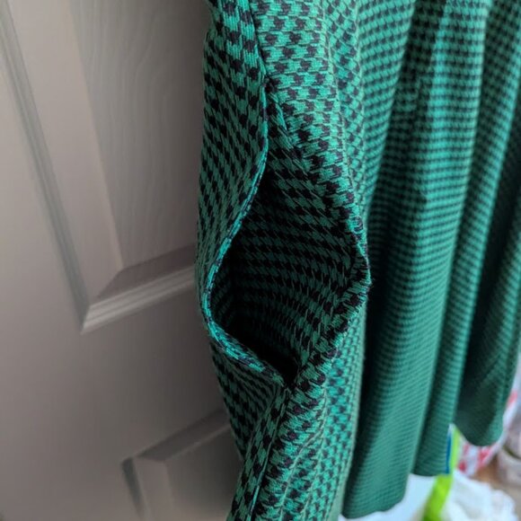 Banned Retro Happy Houndstooth Swing Dress in Green - Picture 9 of 13